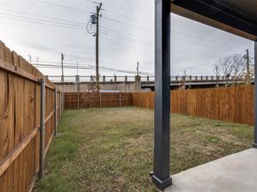 2414  Merlin Street , Dallas Texas 75215