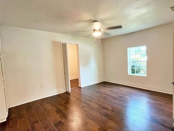 601  Blevins Street , Fort Worth Texas 76111
