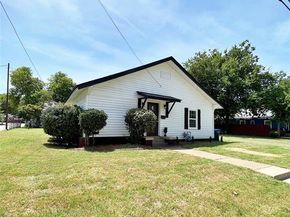 601  Blevins Street , Fort Worth Texas 76111