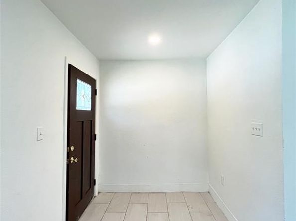 601  Blevins Street , Fort Worth Texas 76111