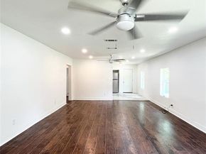 601  Blevins Street , Fort Worth Texas 76111