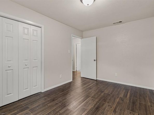 910  Sara Dunn Drive , Garland Texas 75042