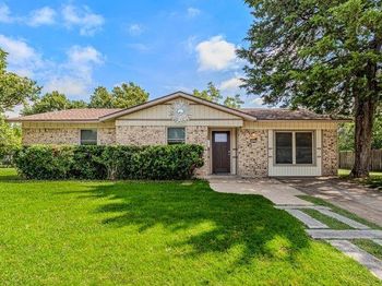 910  Sara Dunn Drive 