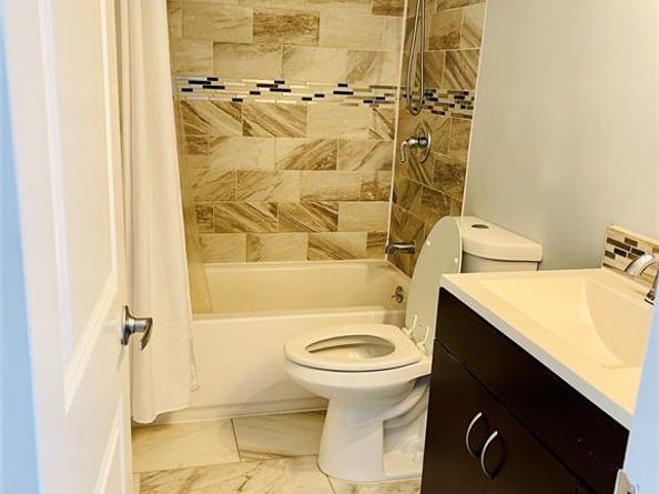 3121  Park Lane  1105, Dallas Texas 75220