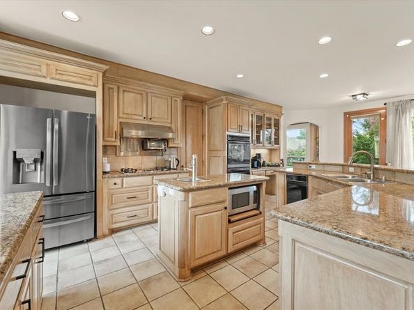 1000  Clear Lake Court , Colleyville Texas 76034