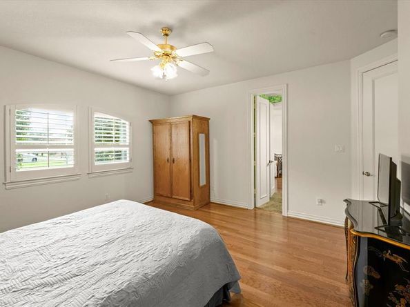 1000  Clear Lake Court , Colleyville Texas 76034