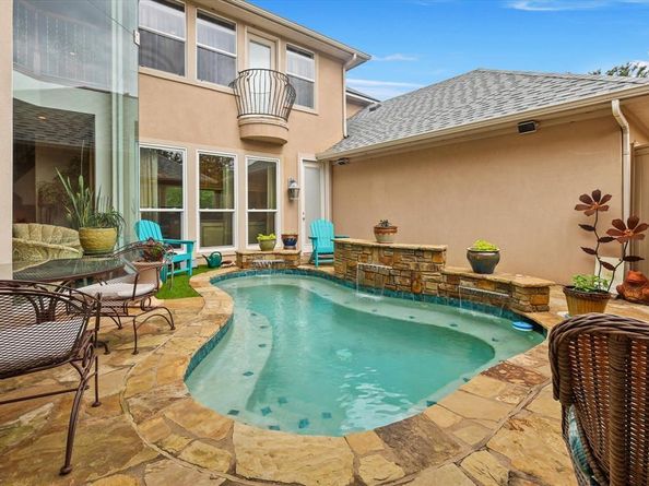 1000  Clear Lake Court , Colleyville Texas 76034