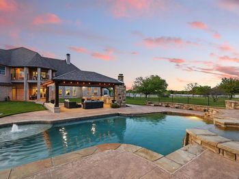 1232  Appaloosa Court 