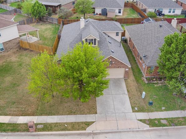 11705  Netleaf Lane , Fort Worth Texas 76244