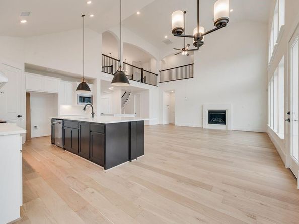 1813  Cousins Trail , Frisco Texas 75034