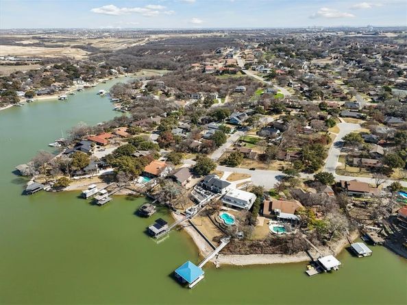 8917  Random Road , Fort Worth Texas 76179