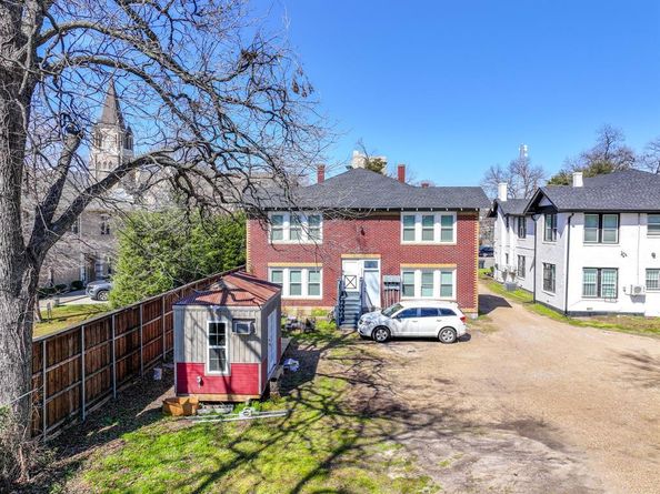 4112  Junius Street , Dallas Texas 75246
