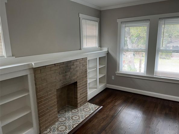 4112  Junius Street , Dallas Texas 75246