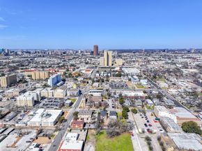 4112  Junius Street , Dallas Texas 75246