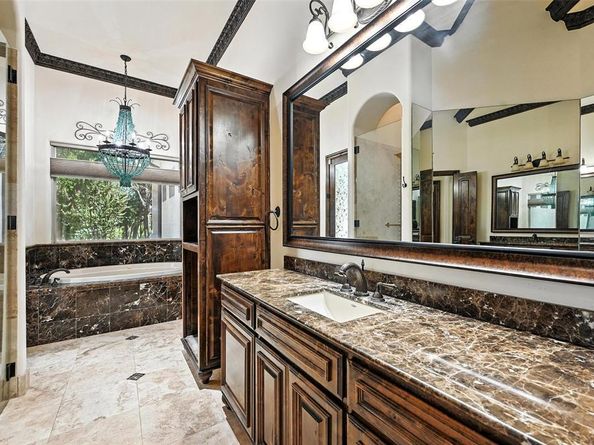 6300  Preferred Drive , Fort Worth Texas 76179