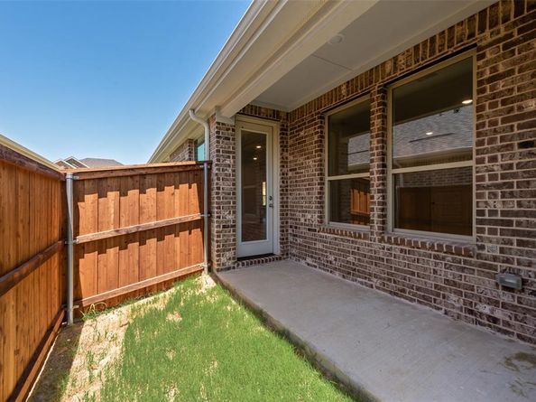 3112  Arthurdale Street , Celina Texas 75009