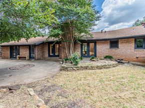1201  Wilshire Boulevard , Arlington Texas 76012