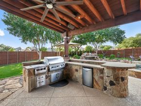 816  Oxford Court , Lewisville Texas 75056