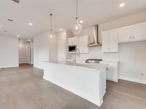 921  Ash Road , Plano Texas 75075