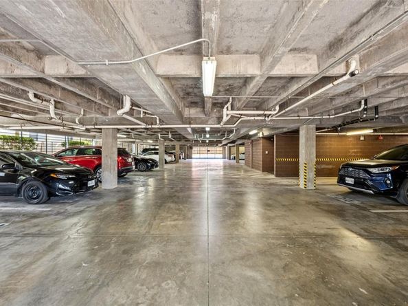 4319  Bowser Avenue  303, Dallas Texas 75219