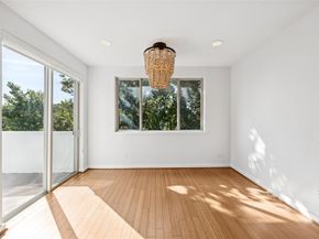 4319  Bowser Avenue  303, Dallas Texas 75219