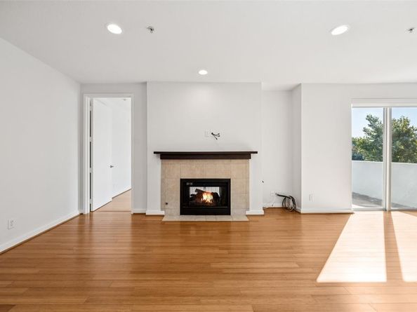 4319  Bowser Avenue  303, Dallas Texas 75219