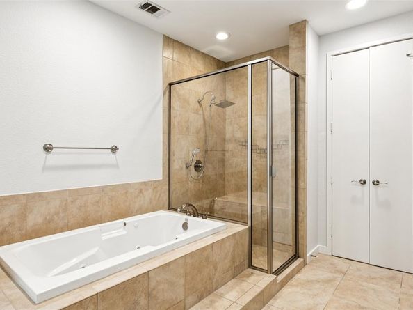4319  Bowser Avenue  303, Dallas Texas 75219