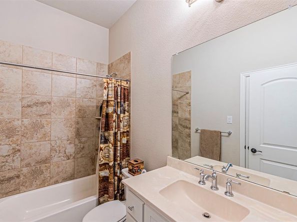 1507  Viridian Park Lane , Arlington Texas 76005