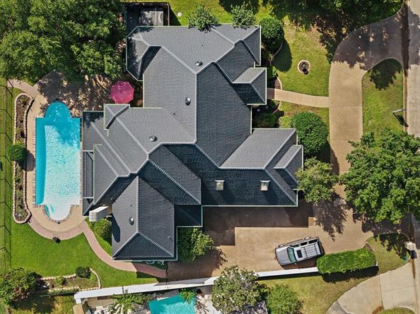 10  Fair Green Drive , Trophy Club Texas 76262