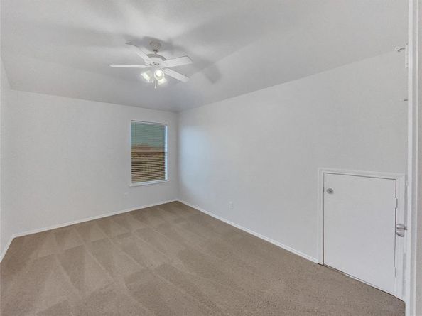 1825  Heron Drive , Aubrey Texas 76227