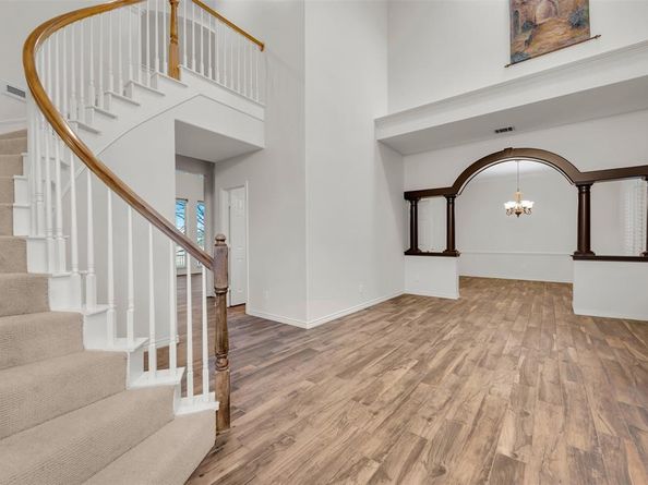 215  Edgestone Drive , Irving Texas 75063
