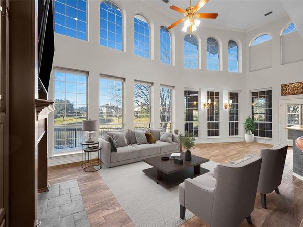 215  Edgestone Drive , Irving Texas 75063