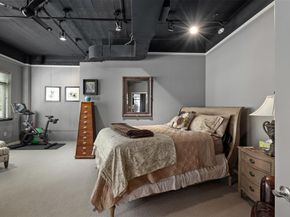 715  Jones Street , Fort Worth Texas 76102