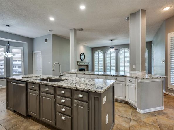 5801  Belle Chasse Lane , Frisco Texas 75035