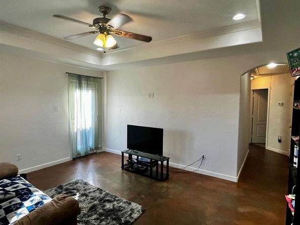 1358  Eastview Street , Fort Worth Texas 76134