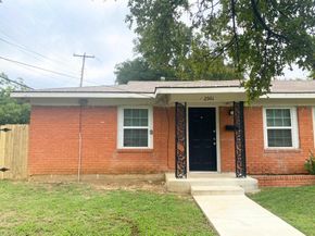 2501  Normont Circle , Fort Worth Texas 76103
