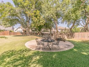 1306  Worthington Street , Grapevine Texas 76051