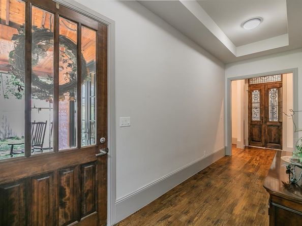 1306  Worthington Street , Grapevine Texas 76051