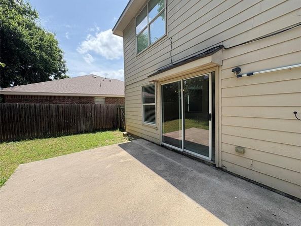 2708  Maegen Circle , Fort Worth Texas 76112