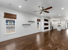 916 S Montreal Avenue , Dallas Texas 75208