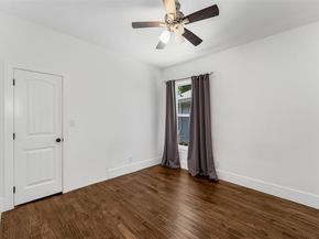 916 S Montreal Avenue , Dallas Texas 75208