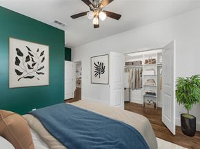 916 S Montreal Avenue , Dallas Texas 75208