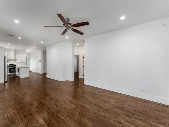 916 S Montreal Avenue , Dallas Texas 75208