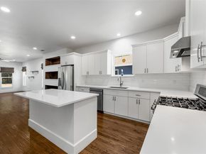 916 S Montreal Avenue , Dallas Texas 75208