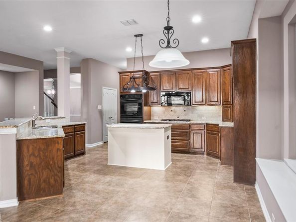 1171  Bonham Parkway , Lantana Texas 76226