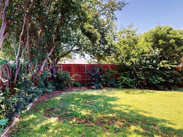 1806  Briar Meadow Drive , Arlington Texas 76014