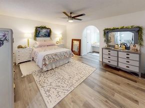 1806  Briar Meadow Drive , Arlington Texas 76014