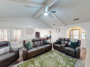 1806  Briar Meadow Drive , Arlington Texas 76014