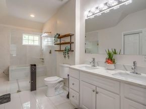 201 W Enon Avenue , Everman Texas 76140