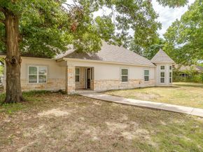 201 W Enon Avenue , Everman Texas 76140
